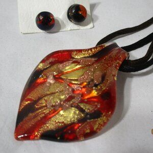 Pretty Red Gold Glass Leaf Pendant Necklace  &  Stud Earrings Set